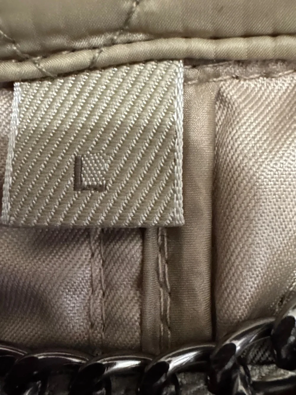 Burberry Quilted Double-Breasted Trench Coat in Beige - Picture 12 of 15